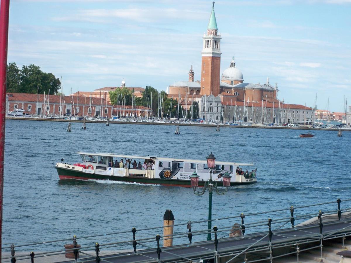 Locazione Mery Venise Extérieur photo